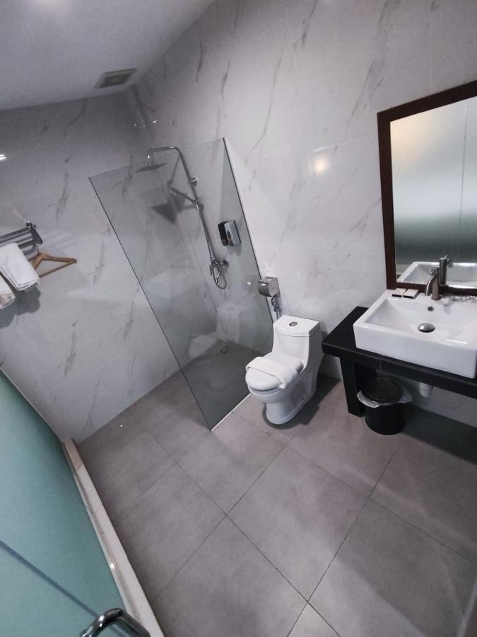 Hotel Morena Batam Kültér fotó
