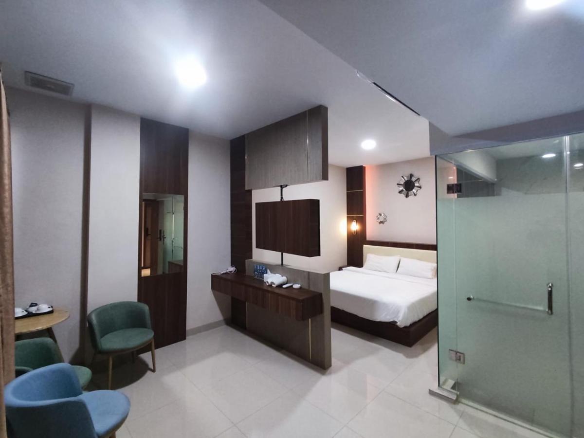 Hotel Morena Batam Kültér fotó